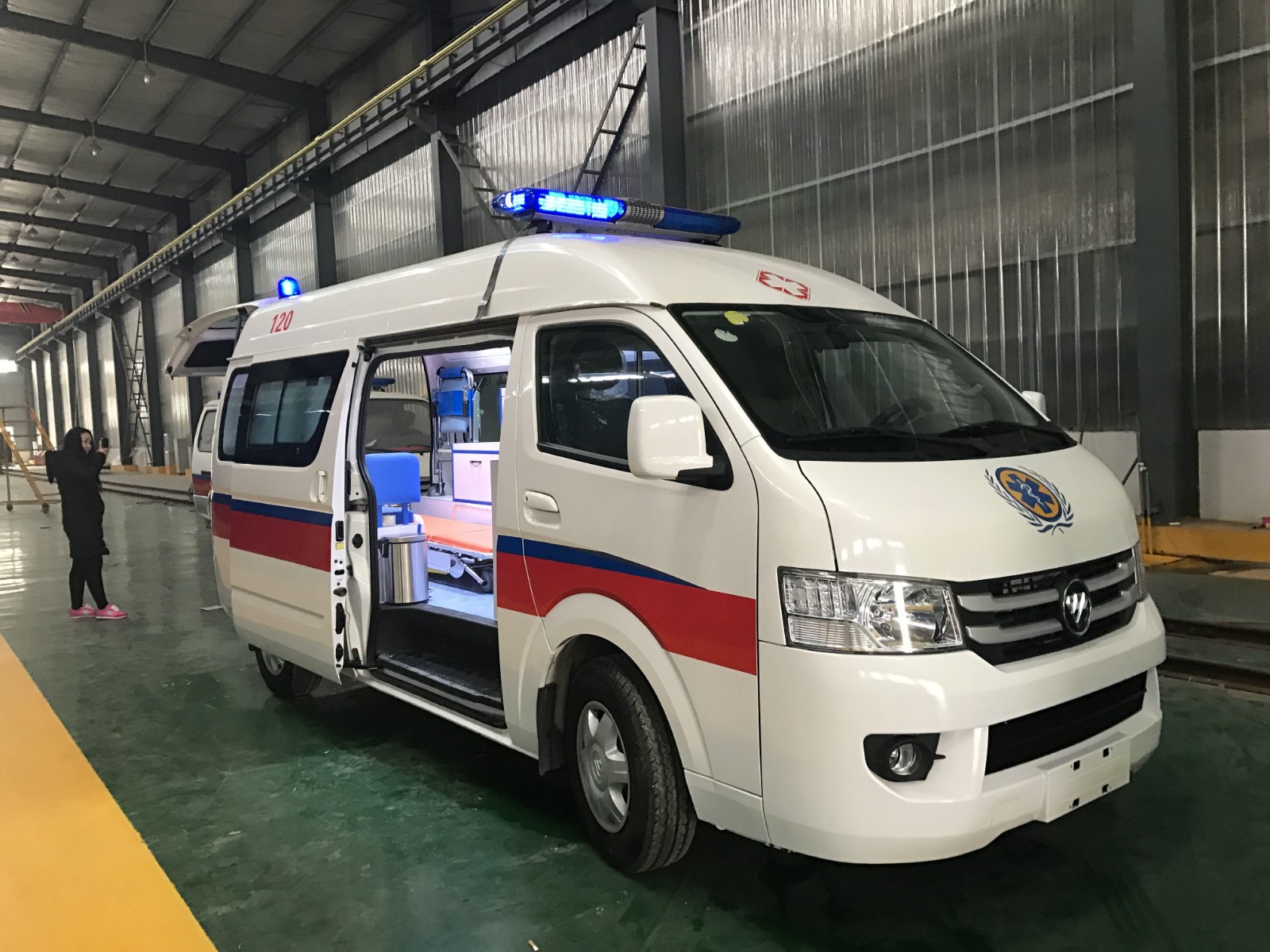 鄱阳县救护车转院